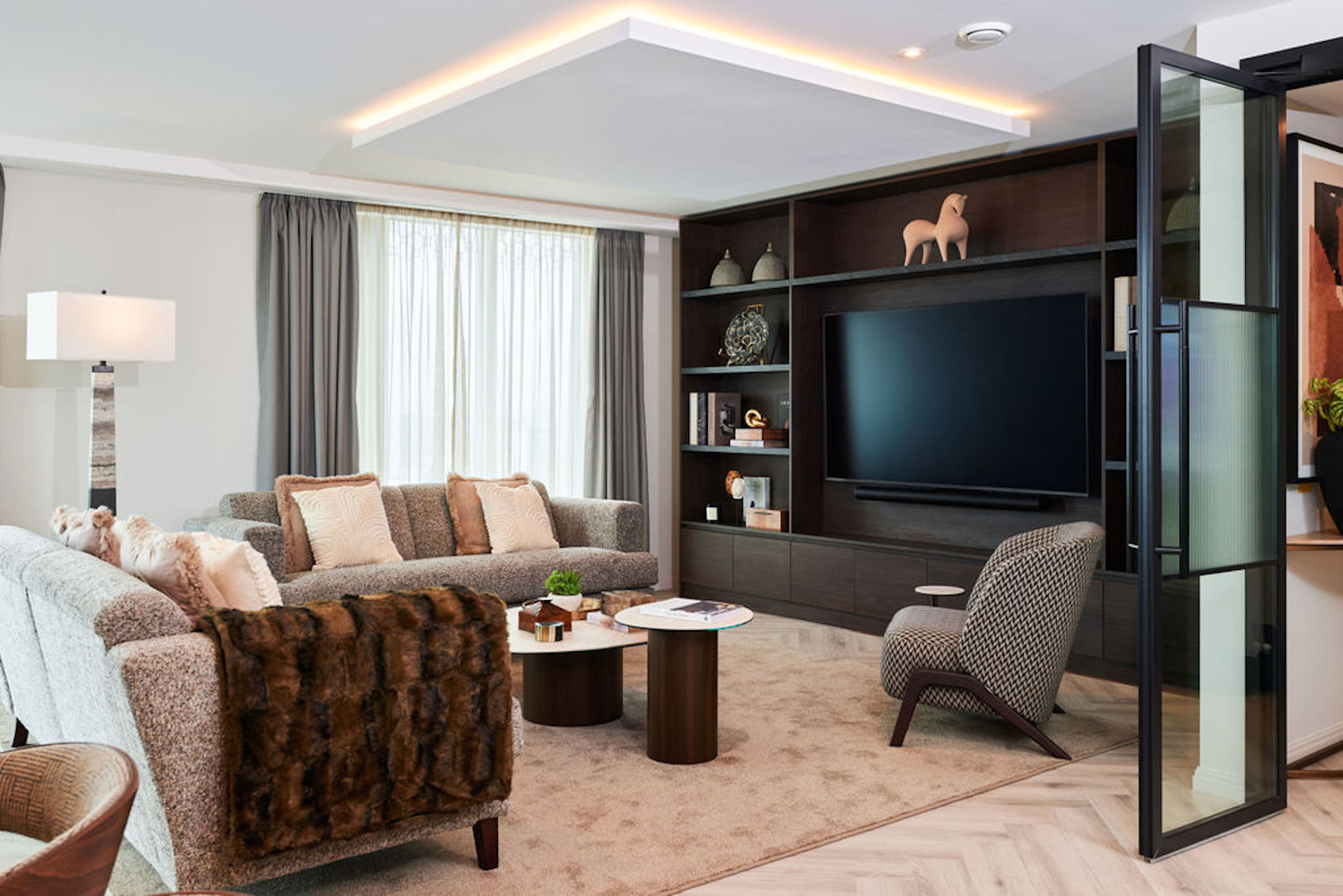 Luxury lifestyle without ownership costs